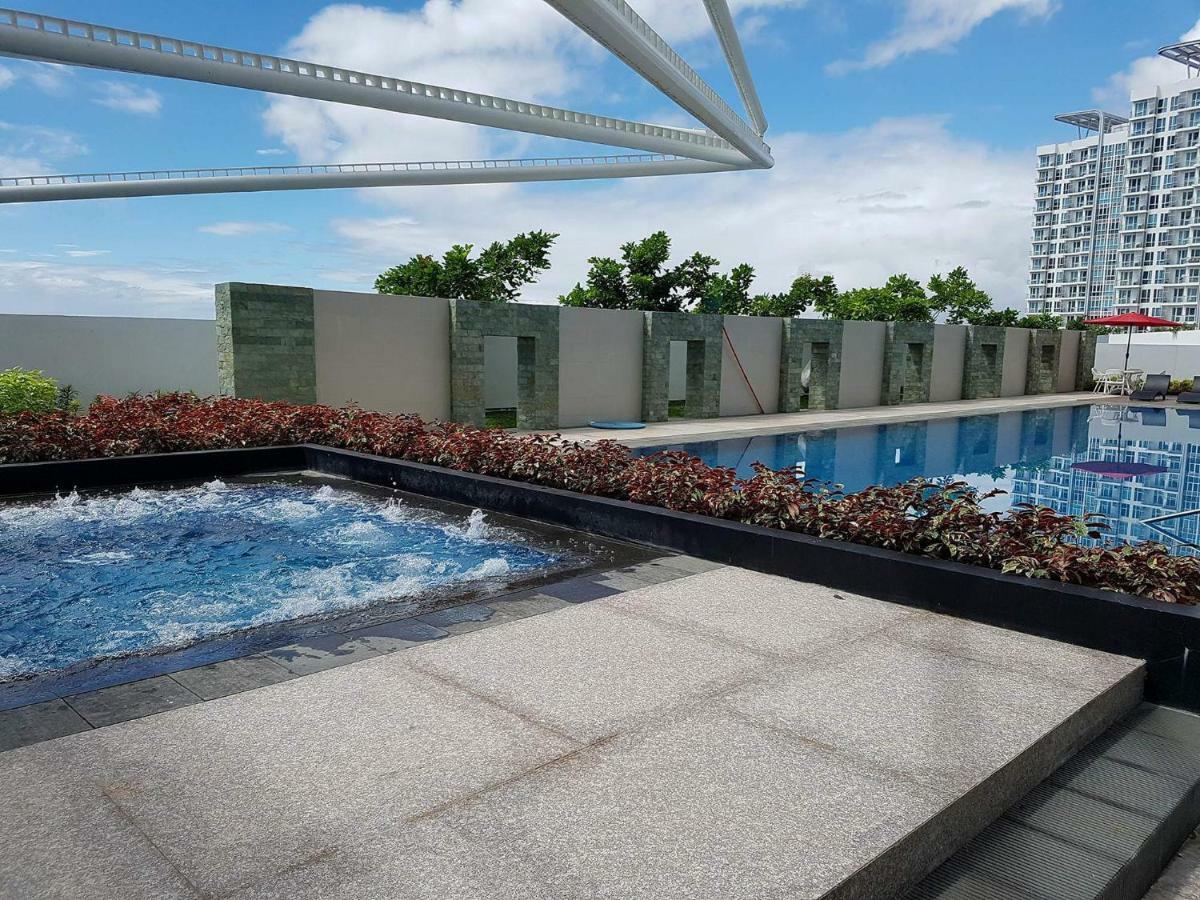 Apartment Sea View At Mactan Newtown Lapu-Lapu City Buitenkant foto