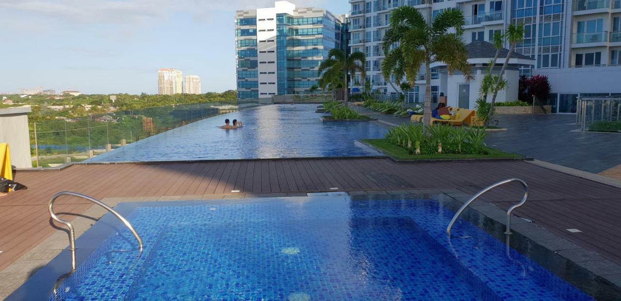 Apartment Sea View At Mactan Newtown Lapu-Lapu City Buitenkant foto
