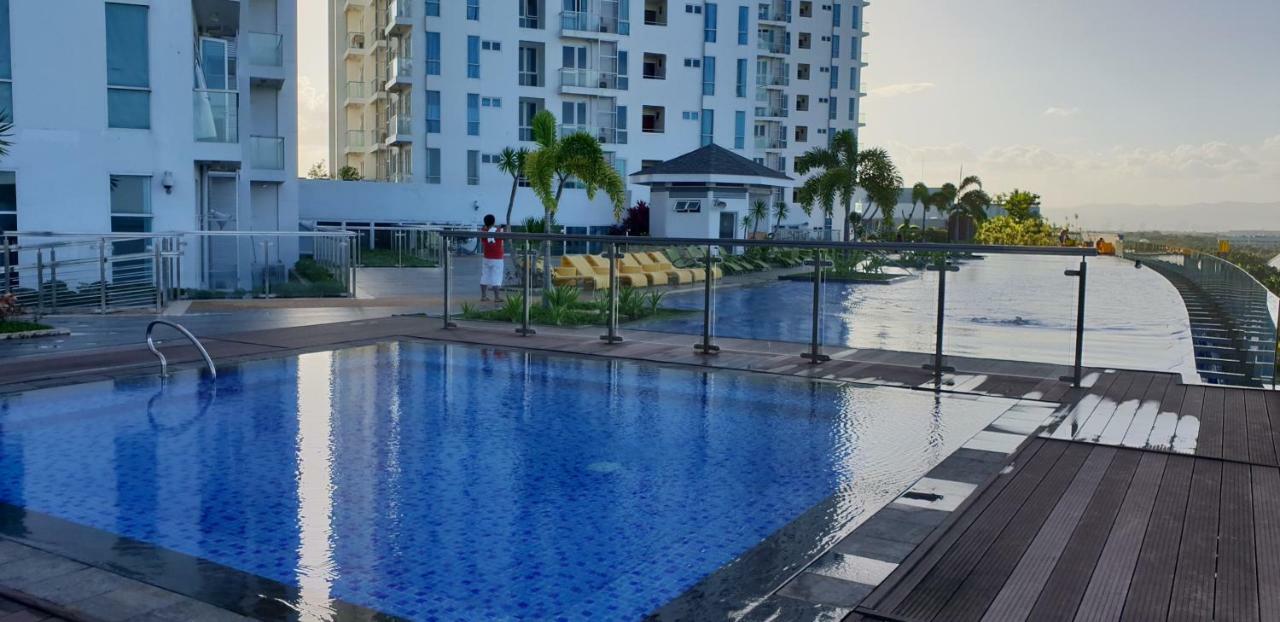 Apartment Sea View At Mactan Newtown Lapu-Lapu City Buitenkant foto